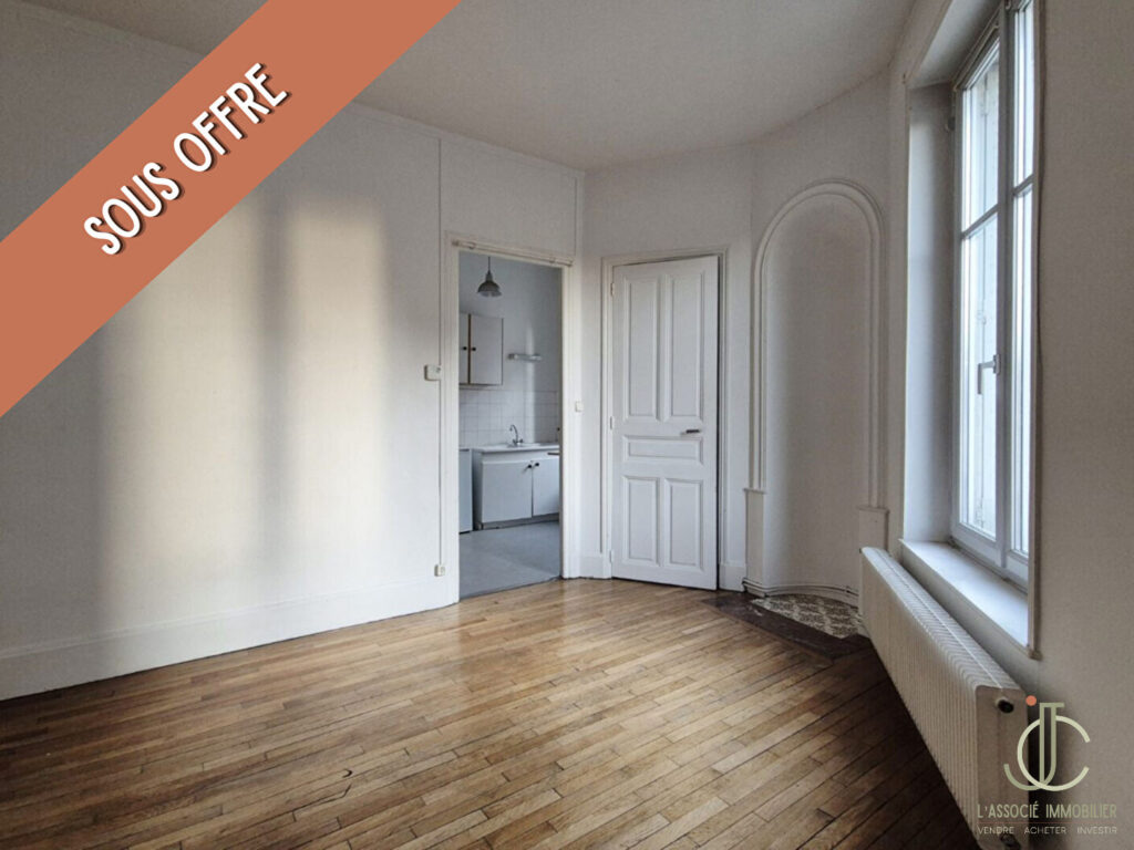 NANCY  – Pépinière –  48m2 charme de l&rsquo;ancien