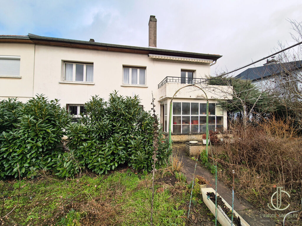 SAINT-MAX Maison sixties moderniste, 126 m2  + annexes