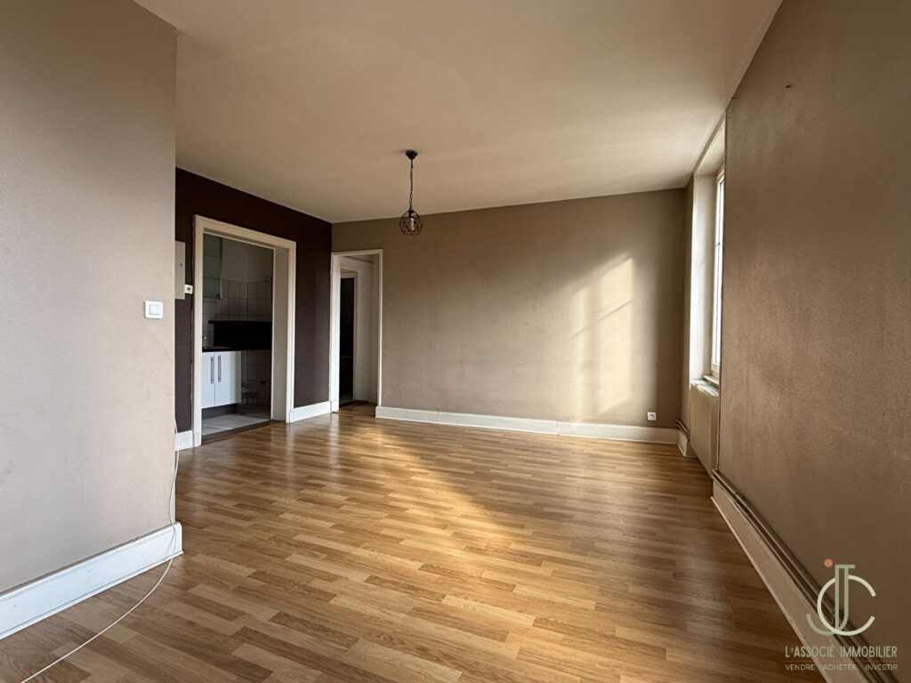 NANCY – Quartier Commanderie – T3 caractère