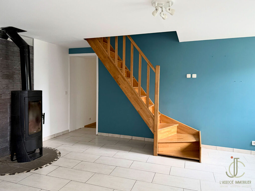 LIGNEVILLE – Maison de village rénové – 5 chambres – garage et jardin