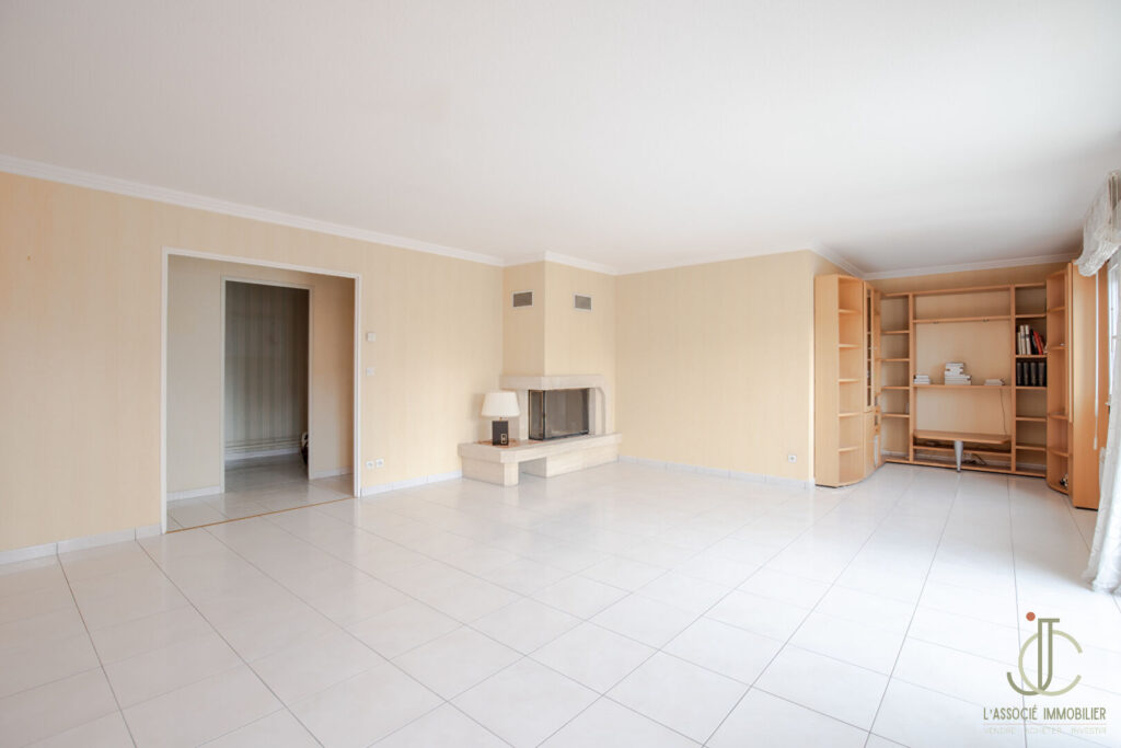 NANCY Thermal Cité Judiciaire – appartement 121m2 avec balcon et Parking !