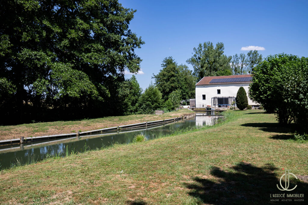 SAINT OUEN LES PAREY – Vosges – Ancien Moulin rénové 328m²